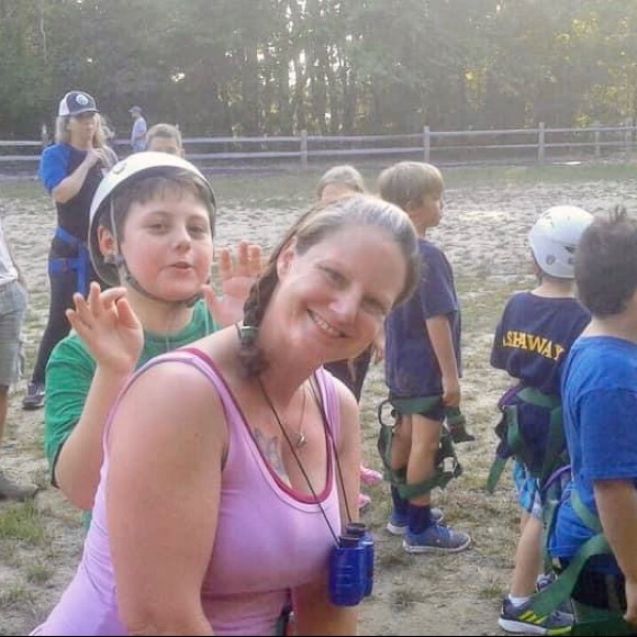 Meet your Posher, Karen - Picture 5 of 5